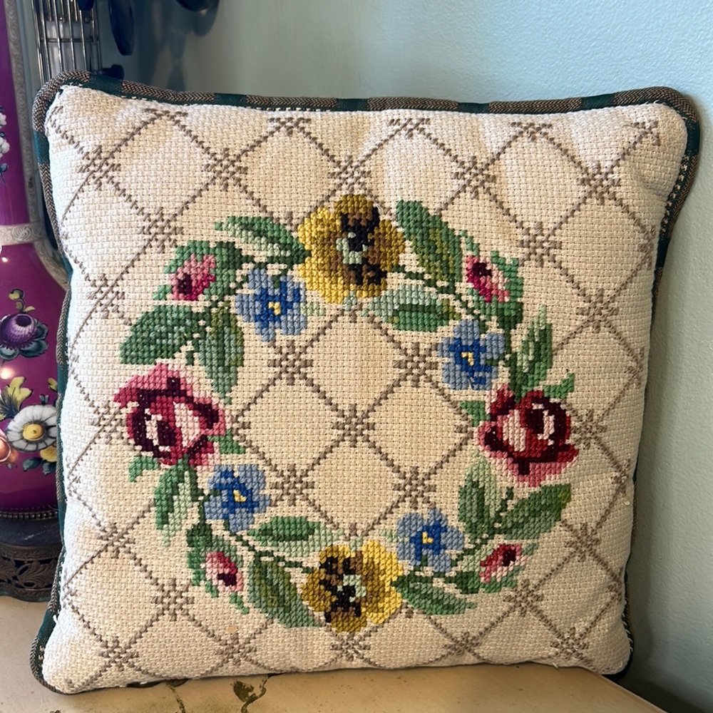 Vintage Handmade Floral Roses Embroidered Needlepoint Accent Throw Pillow